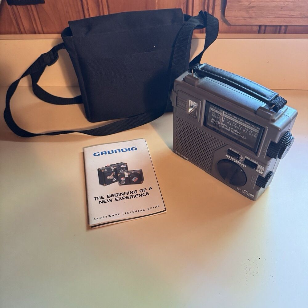 Grundig Fr-200 Emergency Crank Radio AM/FM/SW World Band With Light Manual Guide
